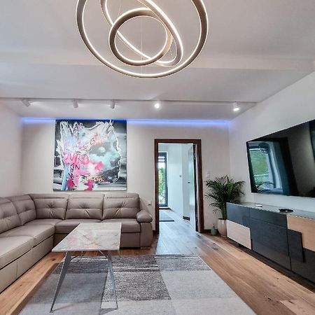 Apartament Vip Centrum Mragowo Bagian luar foto