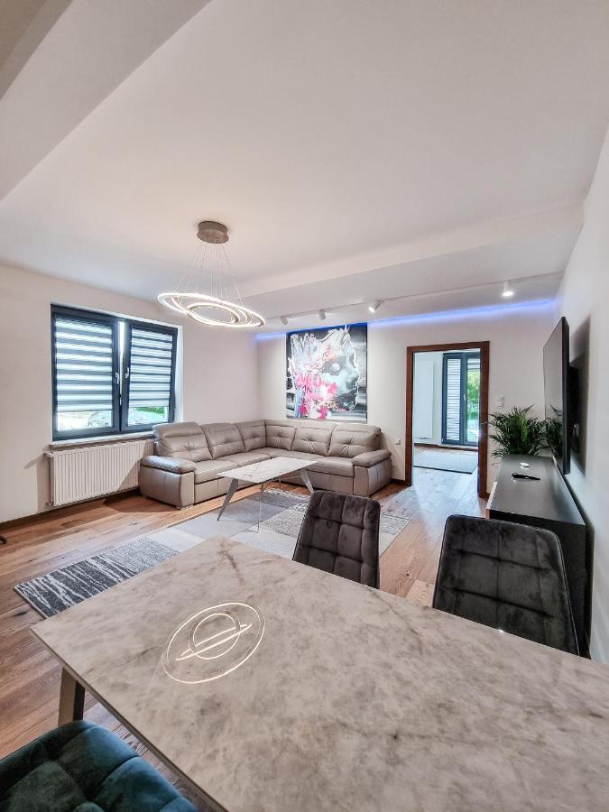 Apartament Vip Centrum Mragowo Bagian luar foto