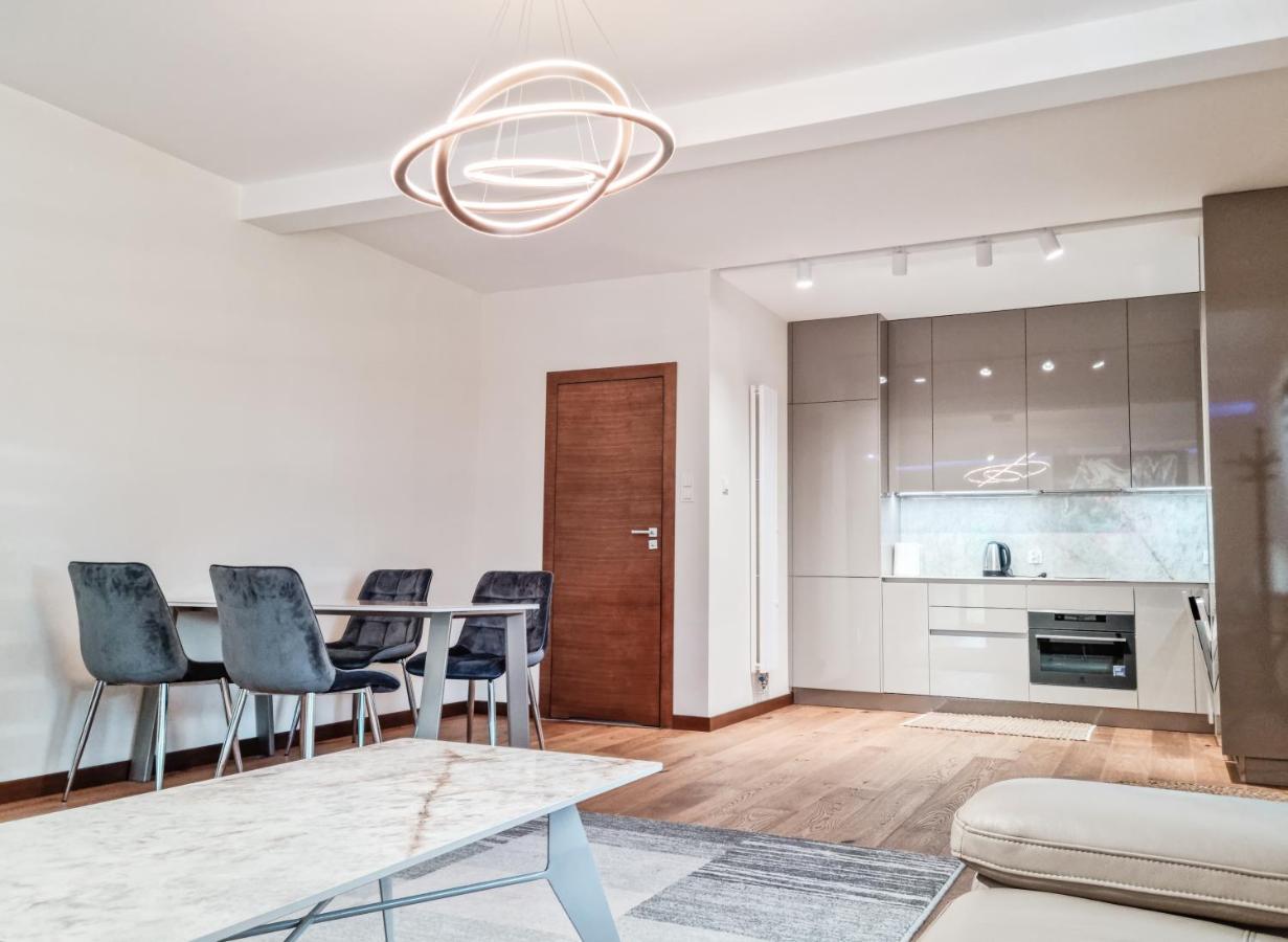 Apartament Vip Centrum Mragowo Bagian luar foto