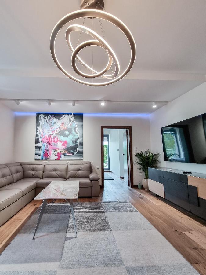 Apartament Vip Centrum Mragowo Bagian luar foto